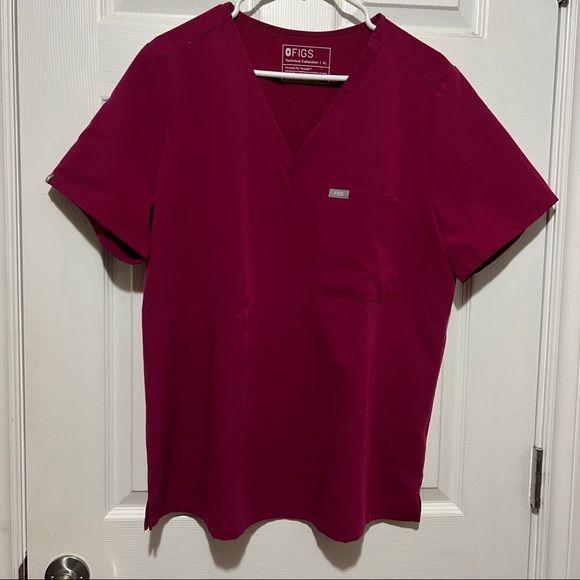 Figs Women’s catarina 1 pocket scrub top in deep magenta - Picture 3 of 6